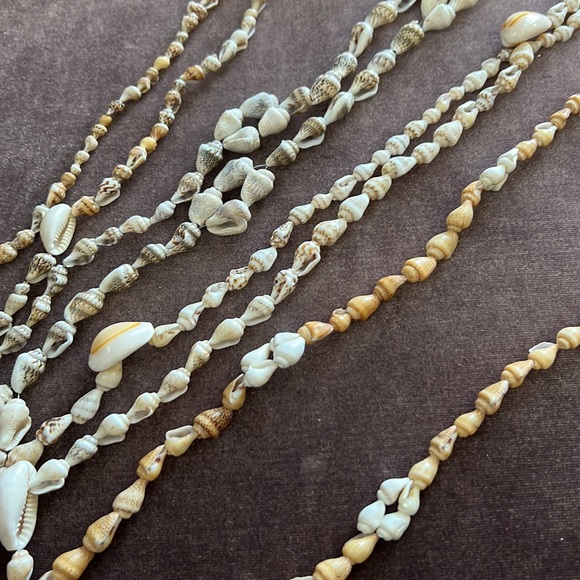 Hilo Hattie Shell Necklace Hawaiian 36" Set of 4 - Picture 2 of 3